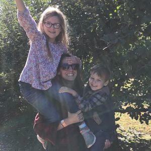 Meet your Posher, Holly